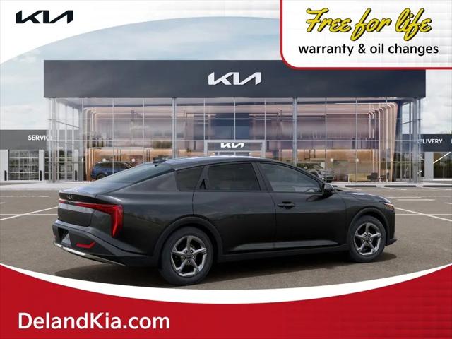 2026 Kia K4 LXS