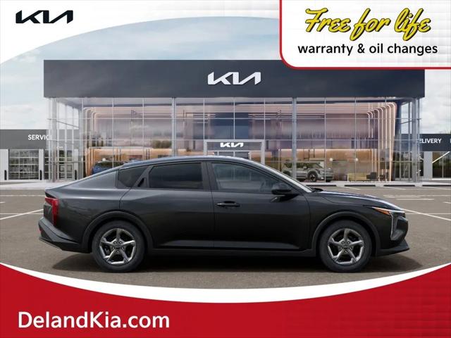 2026 Kia K4 LXS