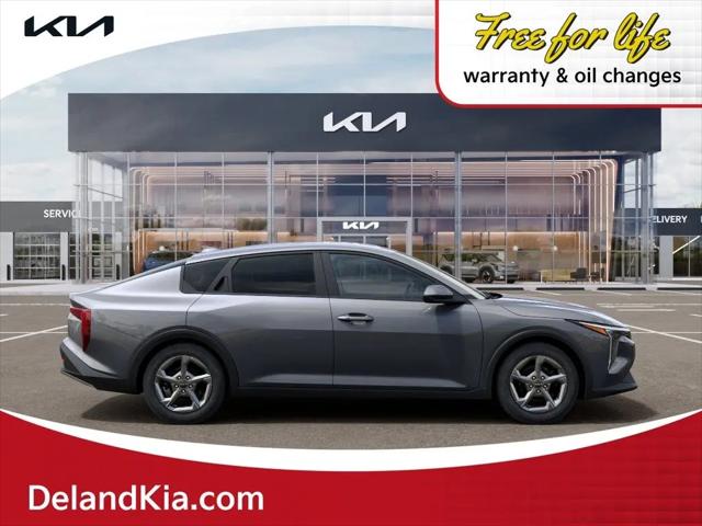 2026 Kia K4 LXS