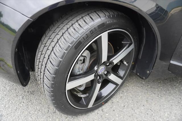 2012 Volvo C70 T5