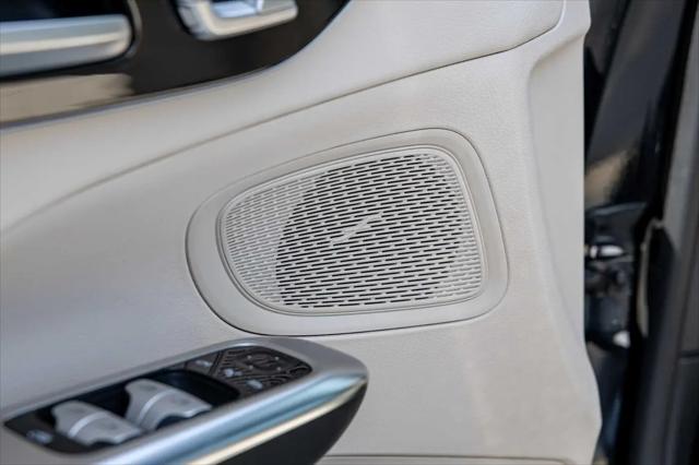 2025 Mercedes-Benz C-CLASS C 300 C 300