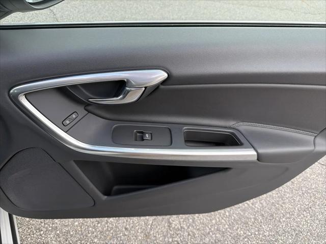 2016 Volvo S60 T5 Drive-E Premier