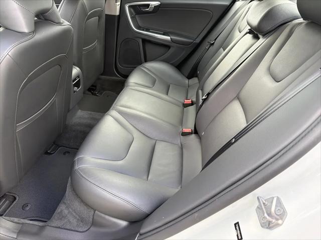 2016 Volvo S60 T5 Drive-E Premier
