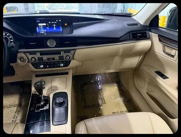 2015 Lexus ES 350 Crafted Line