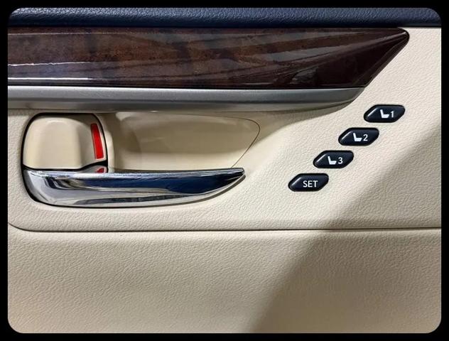 2015 Lexus ES 350 Crafted Line