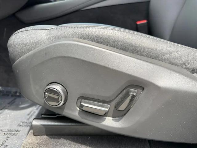 2025 Volvo XC90 B5 Core
