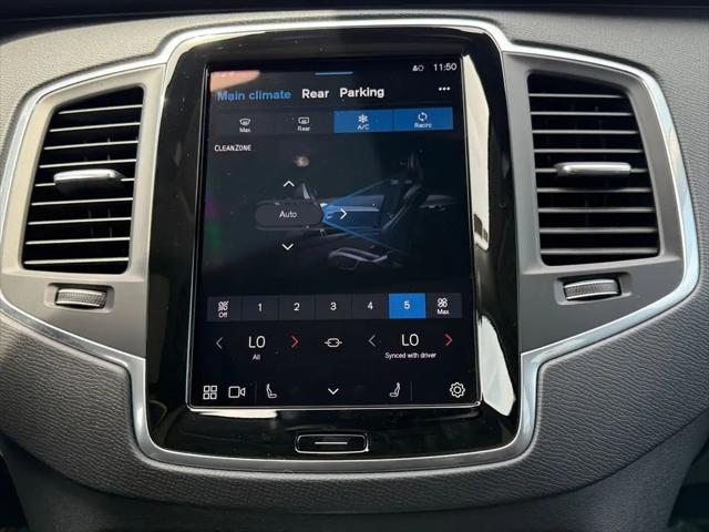 2025 Volvo XC90 B5 Core