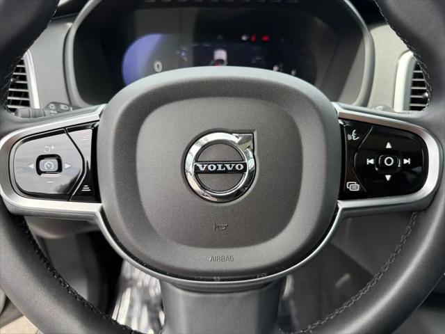 2025 Volvo XC90 B5 Core