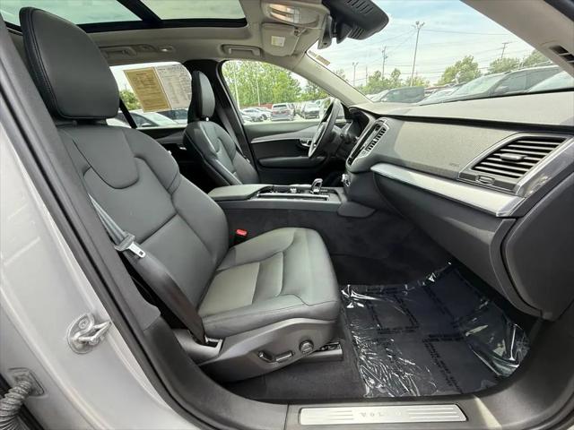 2025 Volvo XC90 B5 Core