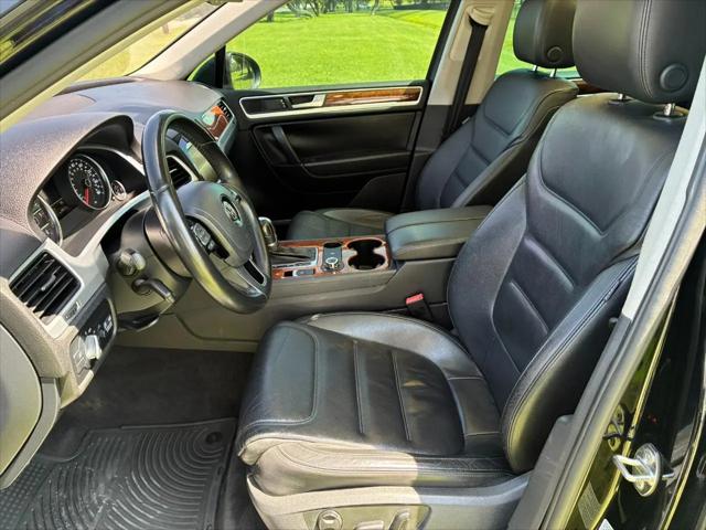2012 Volkswagen Touareg TDI Lux