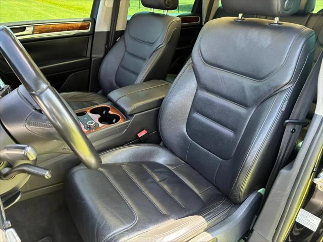 2012 Volkswagen Touareg TDI Lux