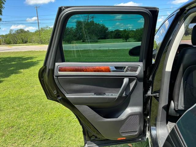 2012 Volkswagen Touareg TDI Lux