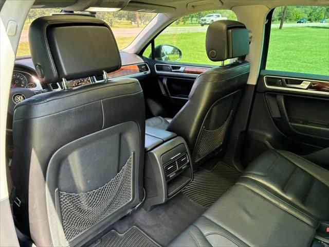 2012 Volkswagen Touareg TDI Lux