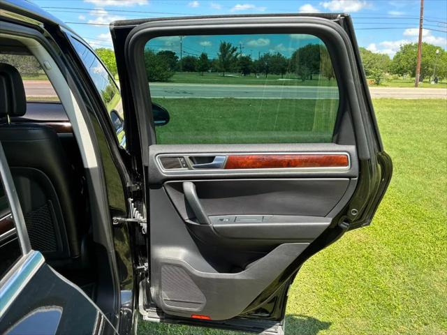 2012 Volkswagen Touareg TDI Lux