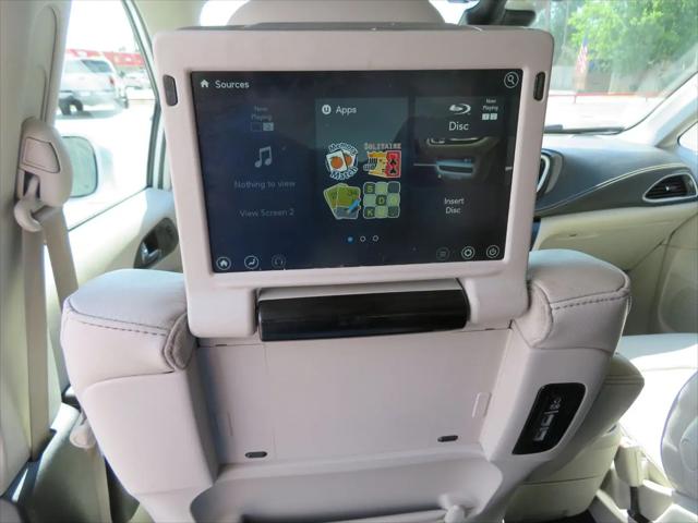 2021 Chrysler Pacifica Touring L