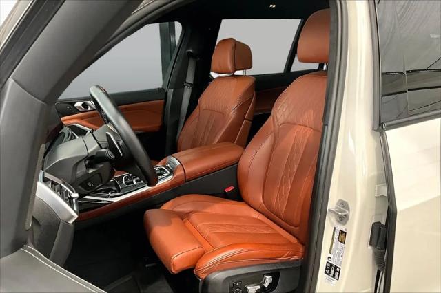2024 BMW X7 M60i
