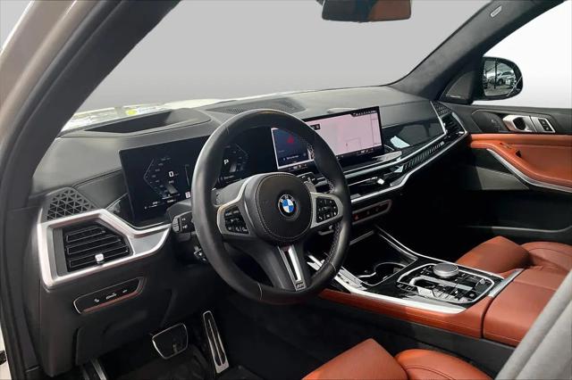 2024 BMW X7 M60i