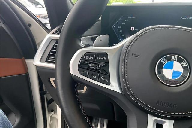 2024 BMW X7 M60i