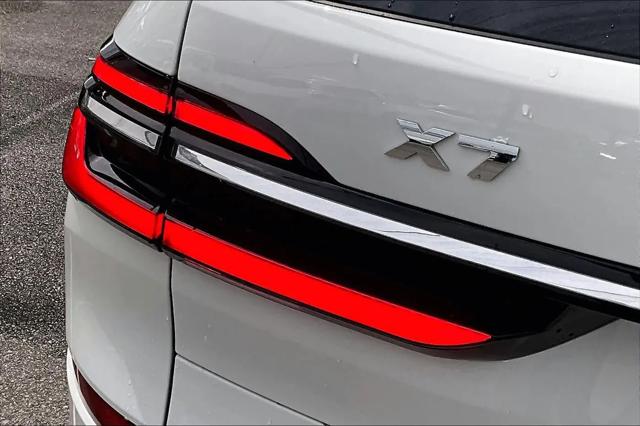 2024 BMW X7 M60i