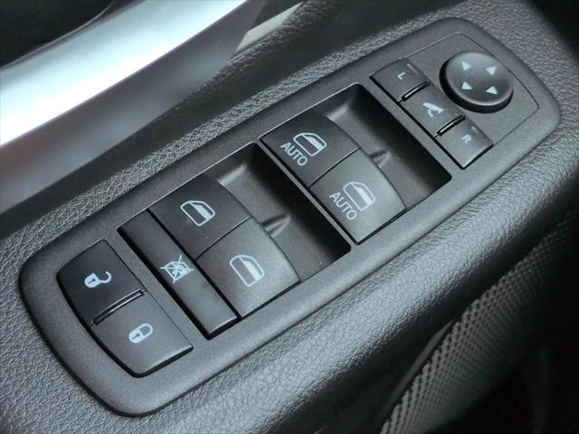 2023 Ram 1500 Big Horn Crew Cab 4x4 5'7" Box
