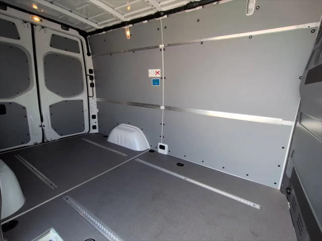 2026 Mercedes-Benz Sprinter 2500 Standard Roof 4-Cyl Diesel
