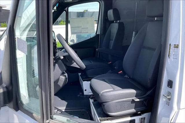 2025 Mercedes-Benz Sprinter 2500 High Roof 4-Cyl Diesel