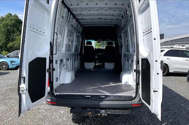2025 Mercedes-Benz Sprinter 2500 High Roof 4-Cyl Diesel