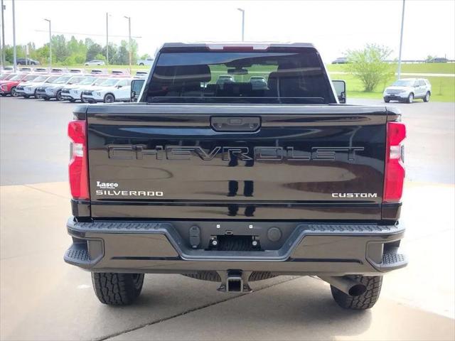 2020 Chevrolet Silverado 2500HD 4WD Crew Cab Standard Bed Custom