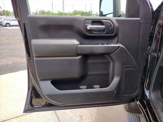 2020 Chevrolet Silverado 2500HD 4WD Crew Cab Standard Bed Custom