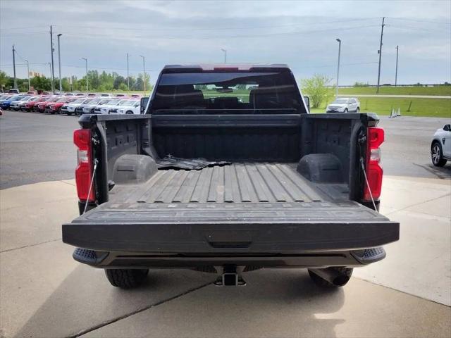 2020 Chevrolet Silverado 2500HD 4WD Crew Cab Standard Bed Custom