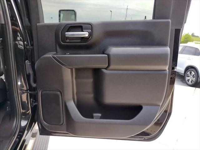 2020 Chevrolet Silverado 2500HD 4WD Crew Cab Standard Bed Custom