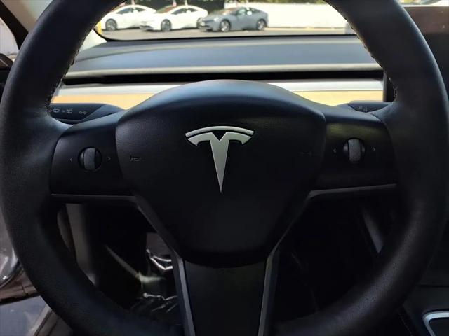 2022 Tesla Model 3 Rear-Wheel Drive