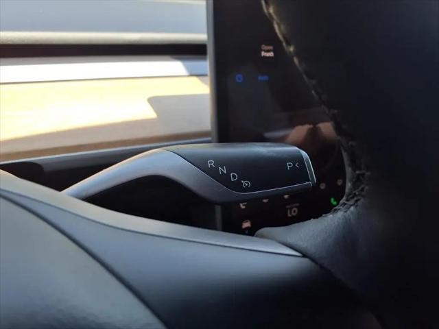 2022 Tesla Model 3 Rear-Wheel Drive