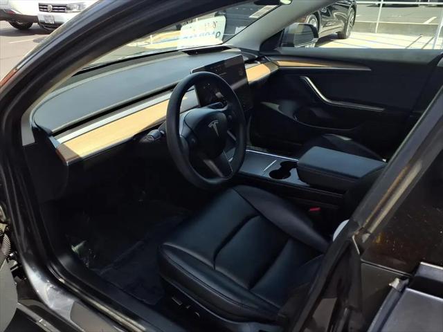 2022 Tesla Model 3 Rear-Wheel Drive