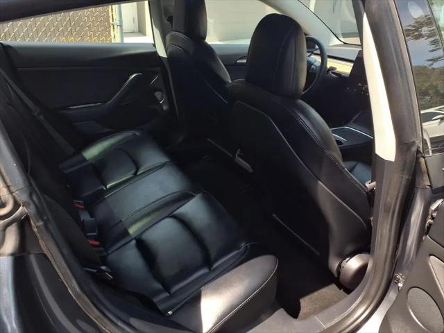 2022 Tesla Model 3 Rear-Wheel Drive