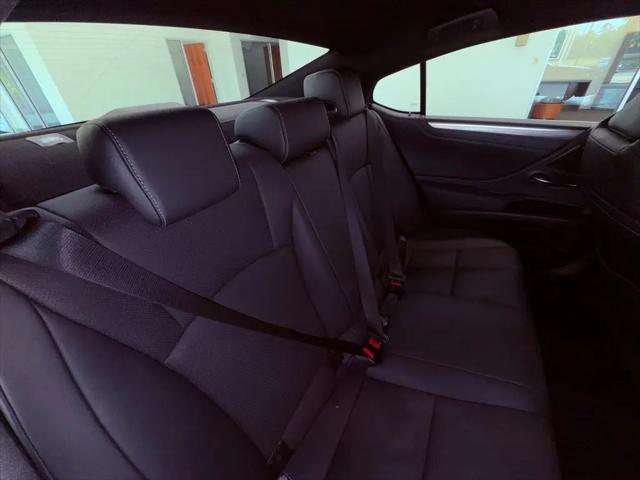 2022 Lexus ES 350 F SPORT