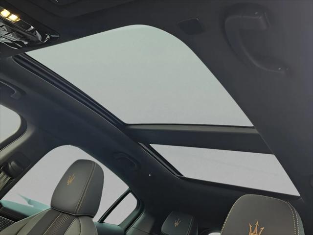 2025 Maserati Grecale Folgore Standard