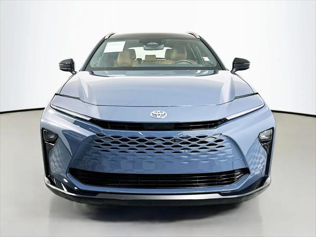 2025 Toyota Crown Signia Limited