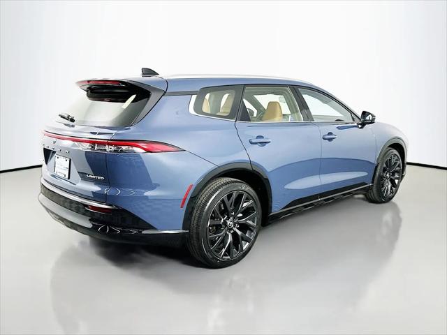 2025 Toyota Crown Signia Limited