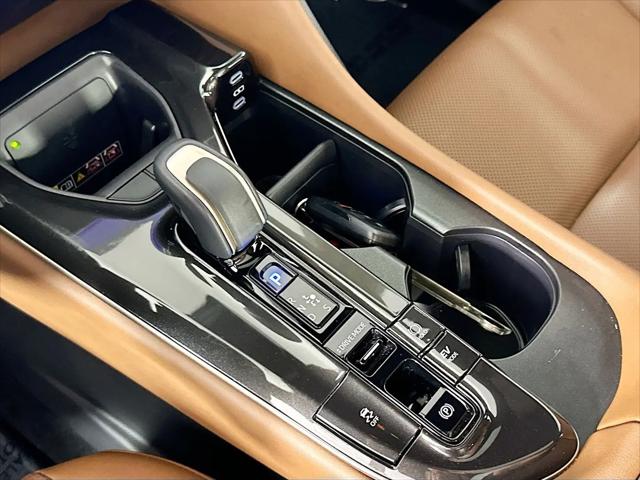 2025 Toyota Crown Signia Limited