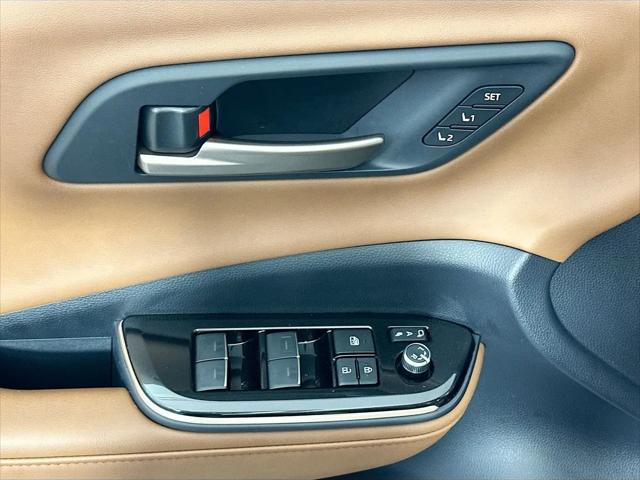 2025 Toyota Crown Signia Limited