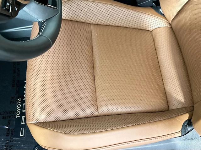 2025 Toyota Crown Signia Limited