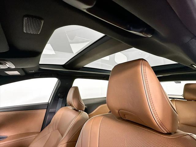 2025 Toyota Crown Signia Limited