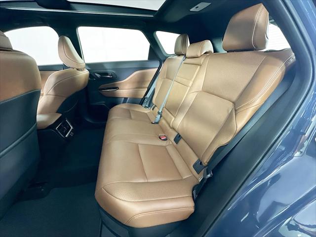 2025 Toyota Crown Signia Limited