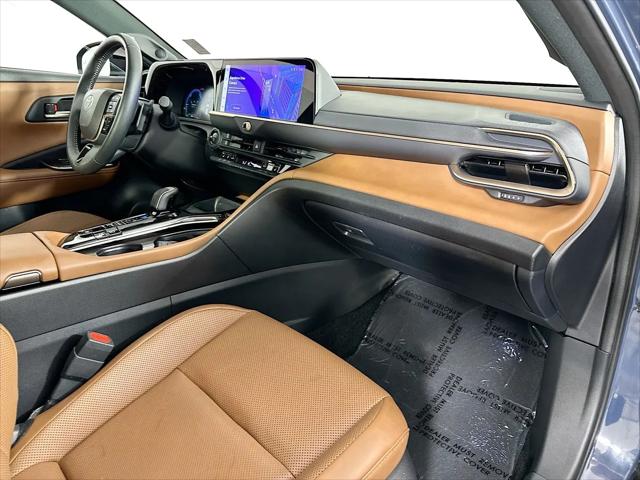2025 Toyota Crown Signia Limited