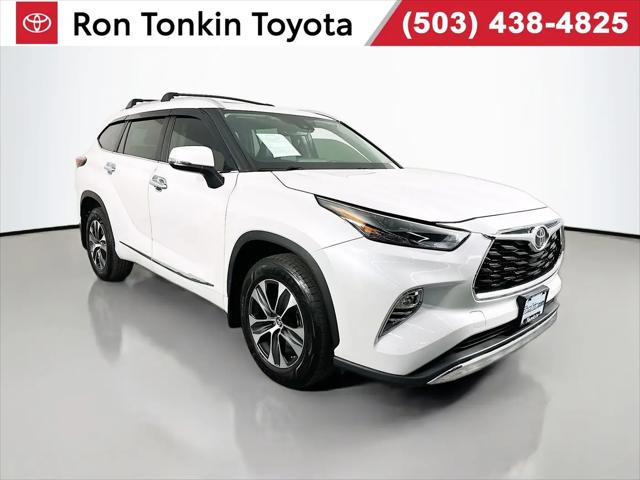 2024 Toyota Highlander XLE for sale in Portland, OR