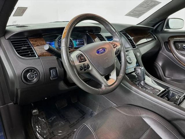2017 Ford Taurus Limited
