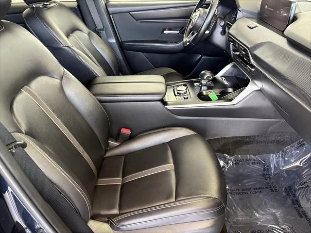 2025 Mazda X-90 Select Package