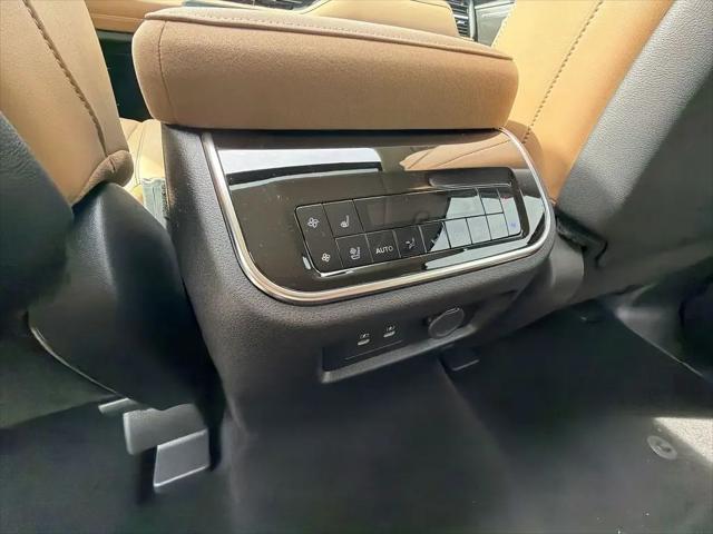 2026 INFINITI QX80 LUXE AWD