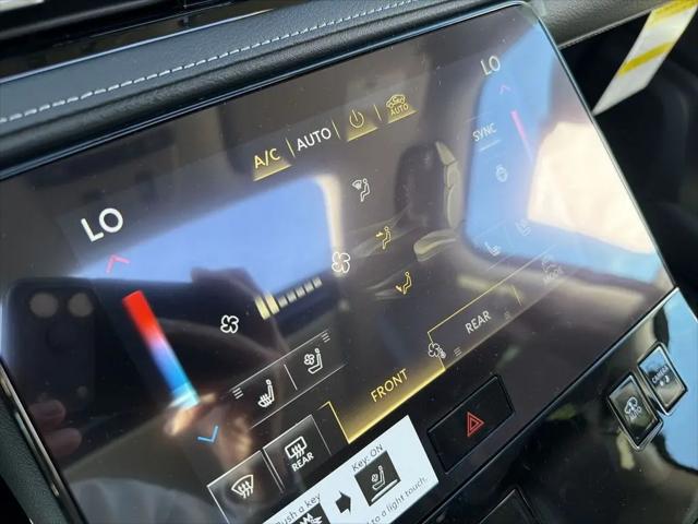 2026 INFINITI QX80 LUXE AWD